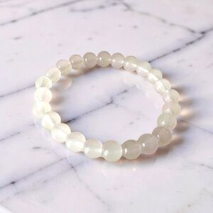 ⭐️ 5 for $25 Glass Crystal Beaded Stretchy Bracelet